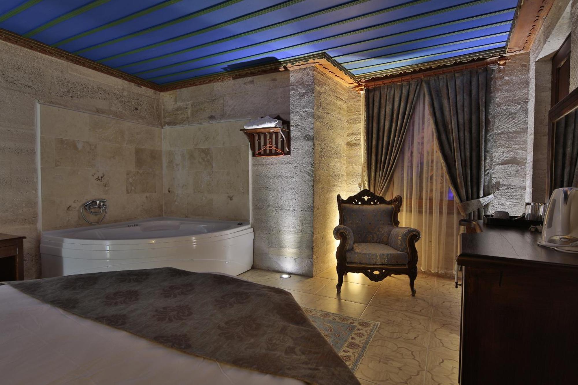 Hermes Cave Hotel อุตชิซาร์ ภายนอก รูปภาพ