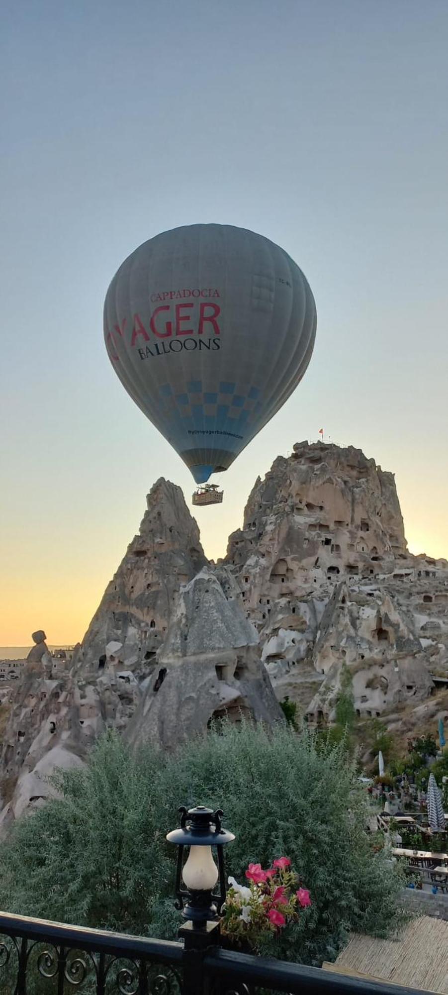 Hermes Cave Hotel อุตชิซาร์ ภายนอก รูปภาพ