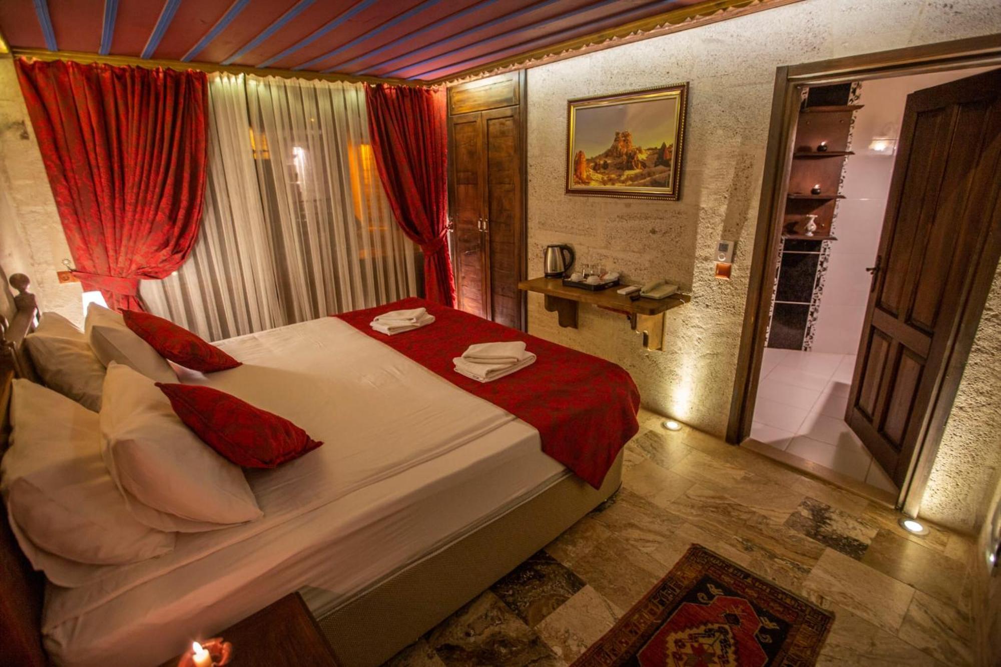 Hermes Cave Hotel อุตชิซาร์ ภายนอก รูปภาพ