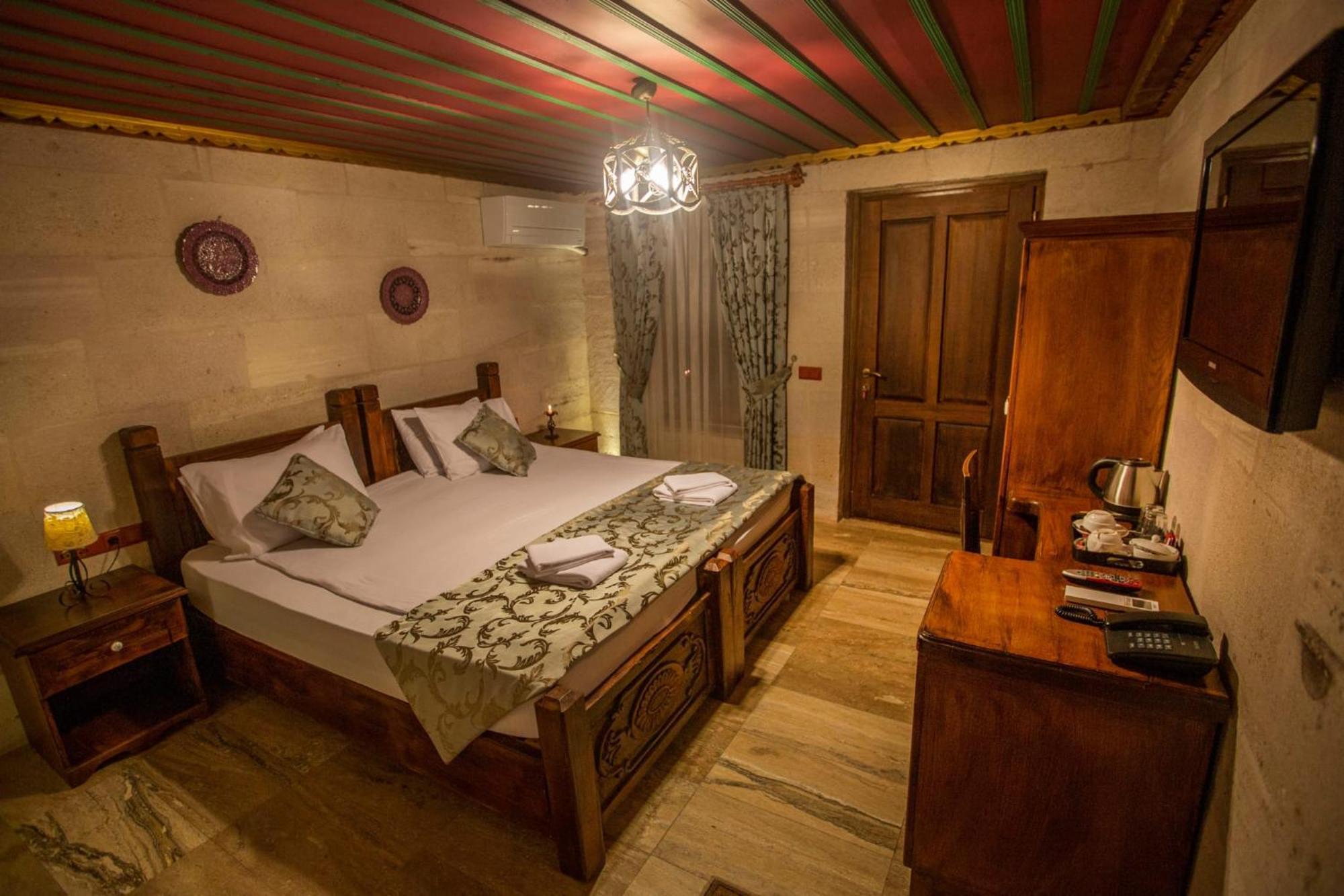 Hermes Cave Hotel อุตชิซาร์ ภายนอก รูปภาพ