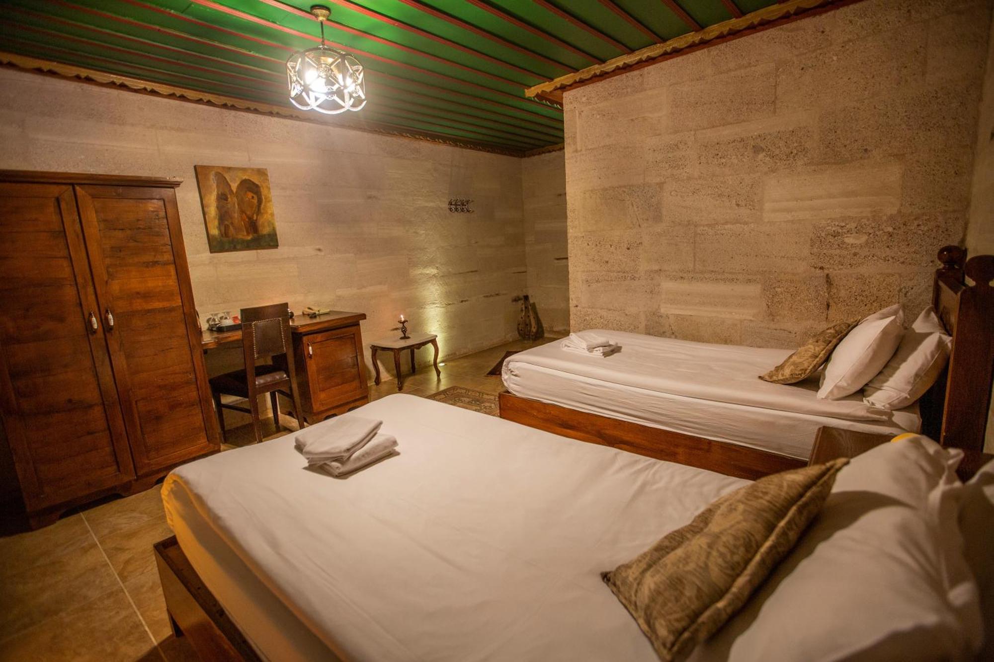 Hermes Cave Hotel อุตชิซาร์ ภายนอก รูปภาพ